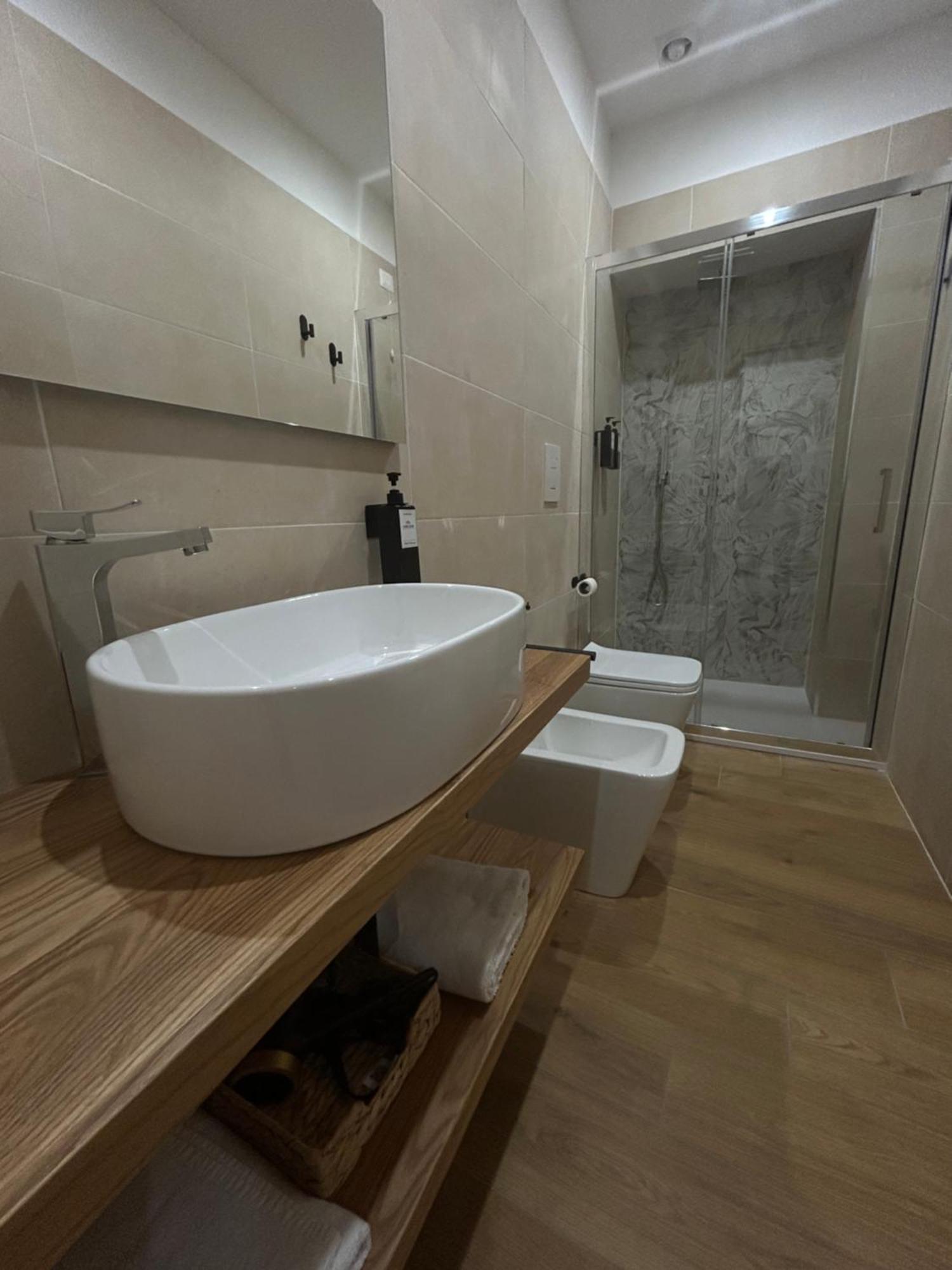 Somnia Luxury Rooms Napoli Exterior foto