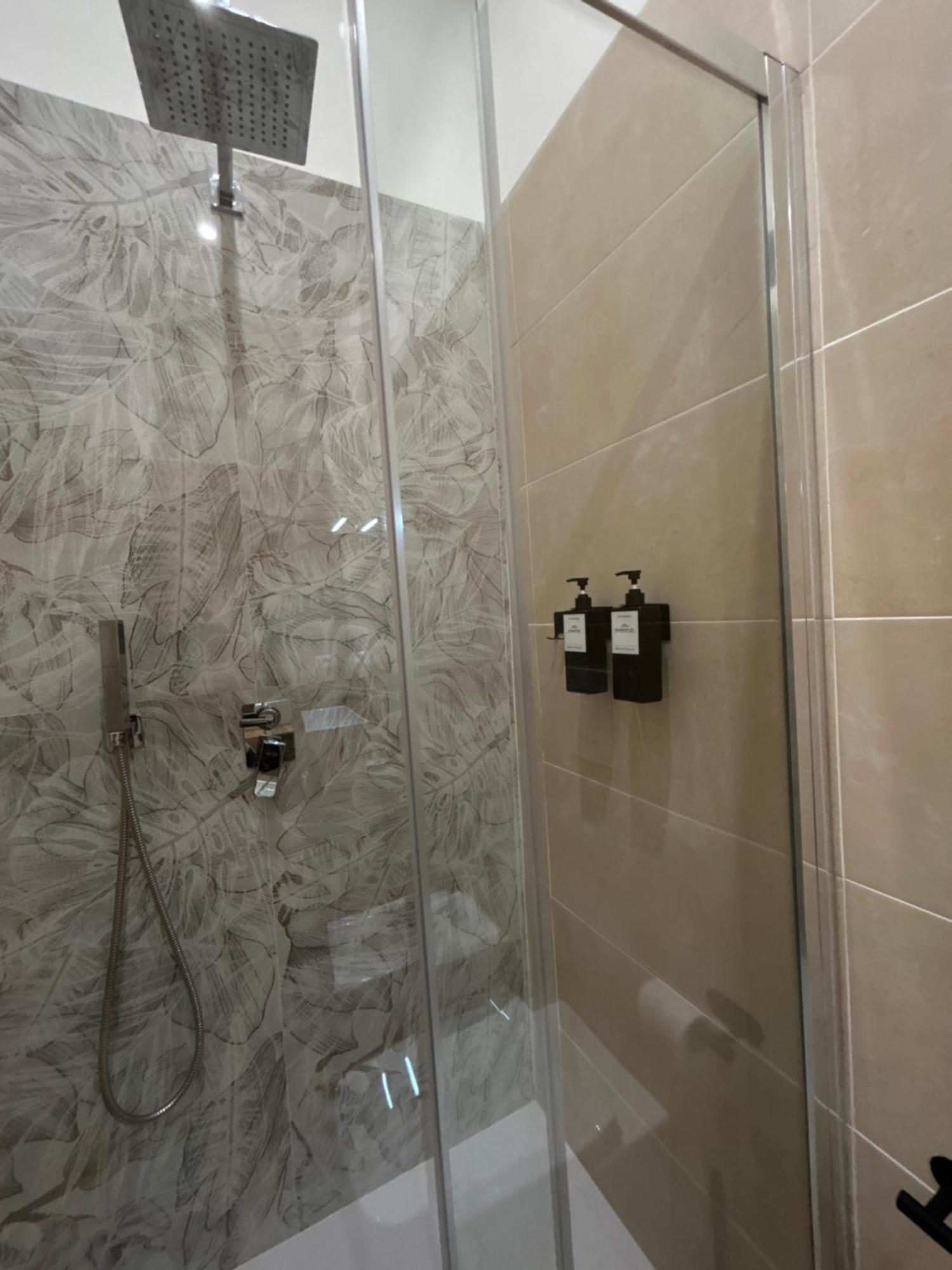 Somnia Luxury Rooms Napoli Exterior foto
