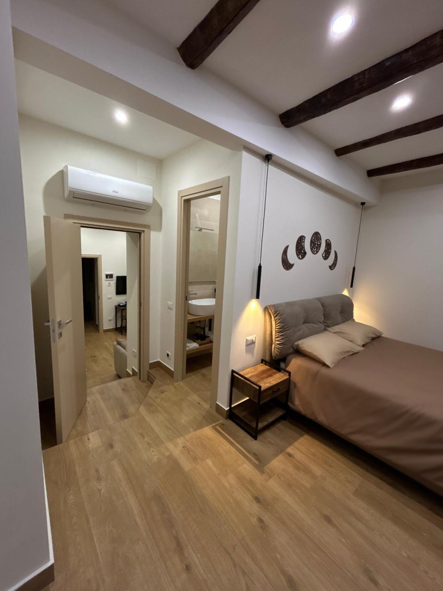 Somnia Luxury Rooms Napoli Exterior foto