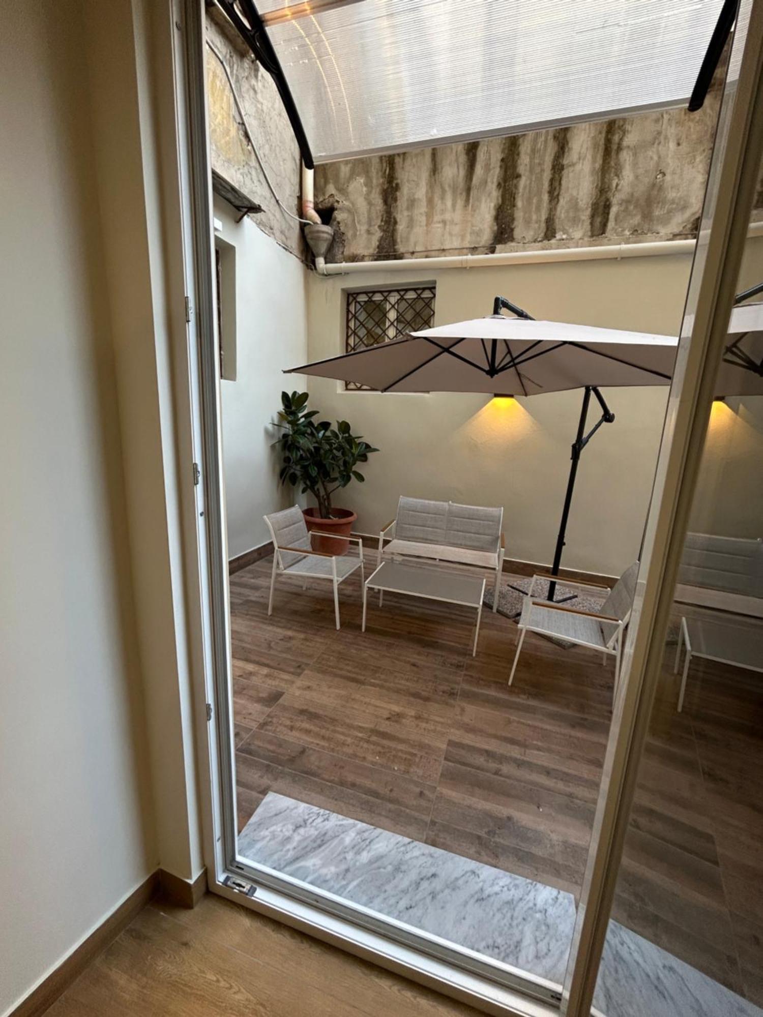 Somnia Luxury Rooms Napoli Exterior foto